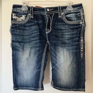 Rock Revival Betty Bermuda Jean Shorts Size 29